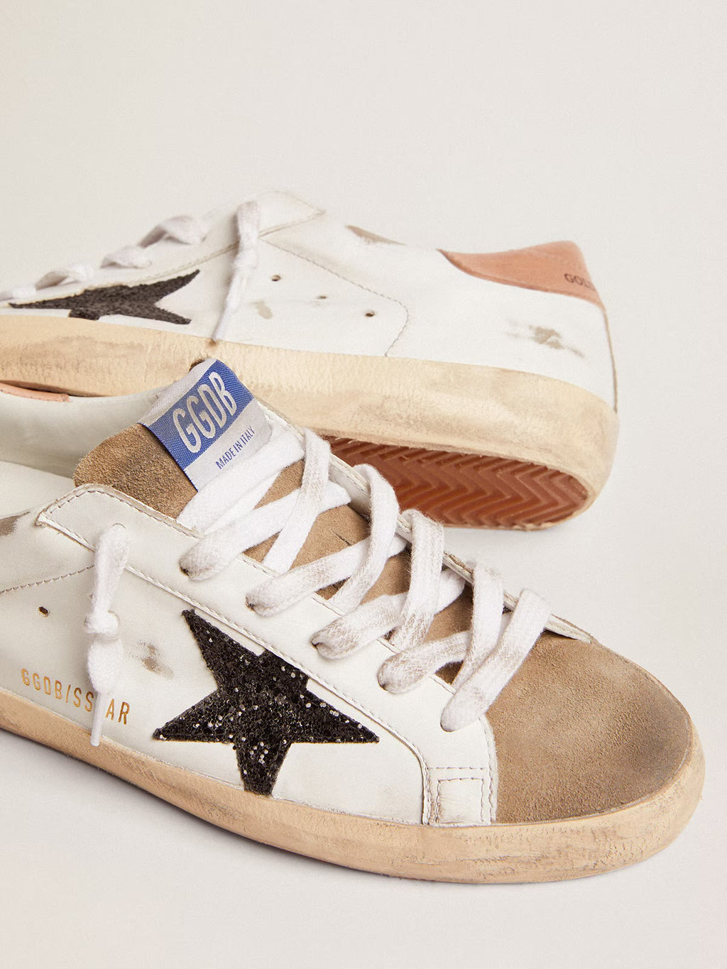 GOLDEN GOOSE
