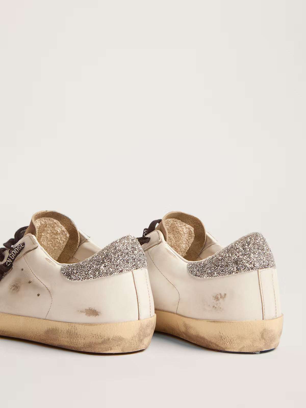 GOLDEN GOOSE
