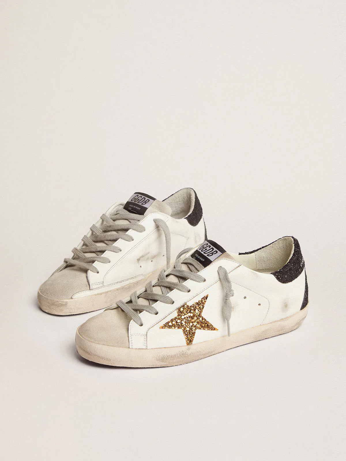 GOLDEN GOOSE